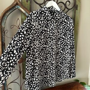 ☀️ NWOT APT. 9 Women's Leopard Print Button Down Blouse